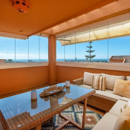 Sea Mountain View Apartment
