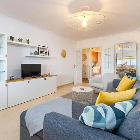 Sea Mountain View Apartment *